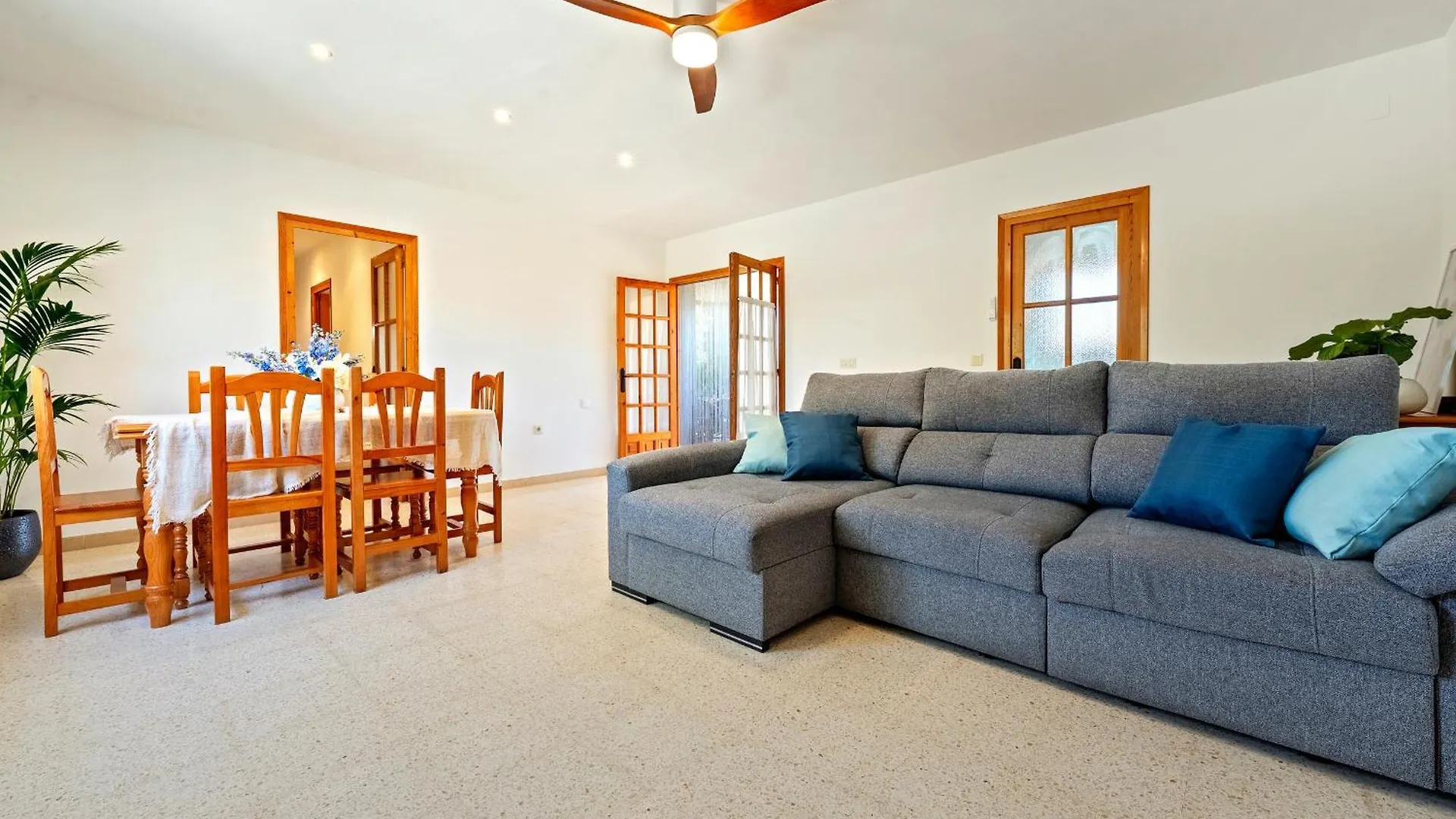 Exclusiva Villa Con Piscina Calafat