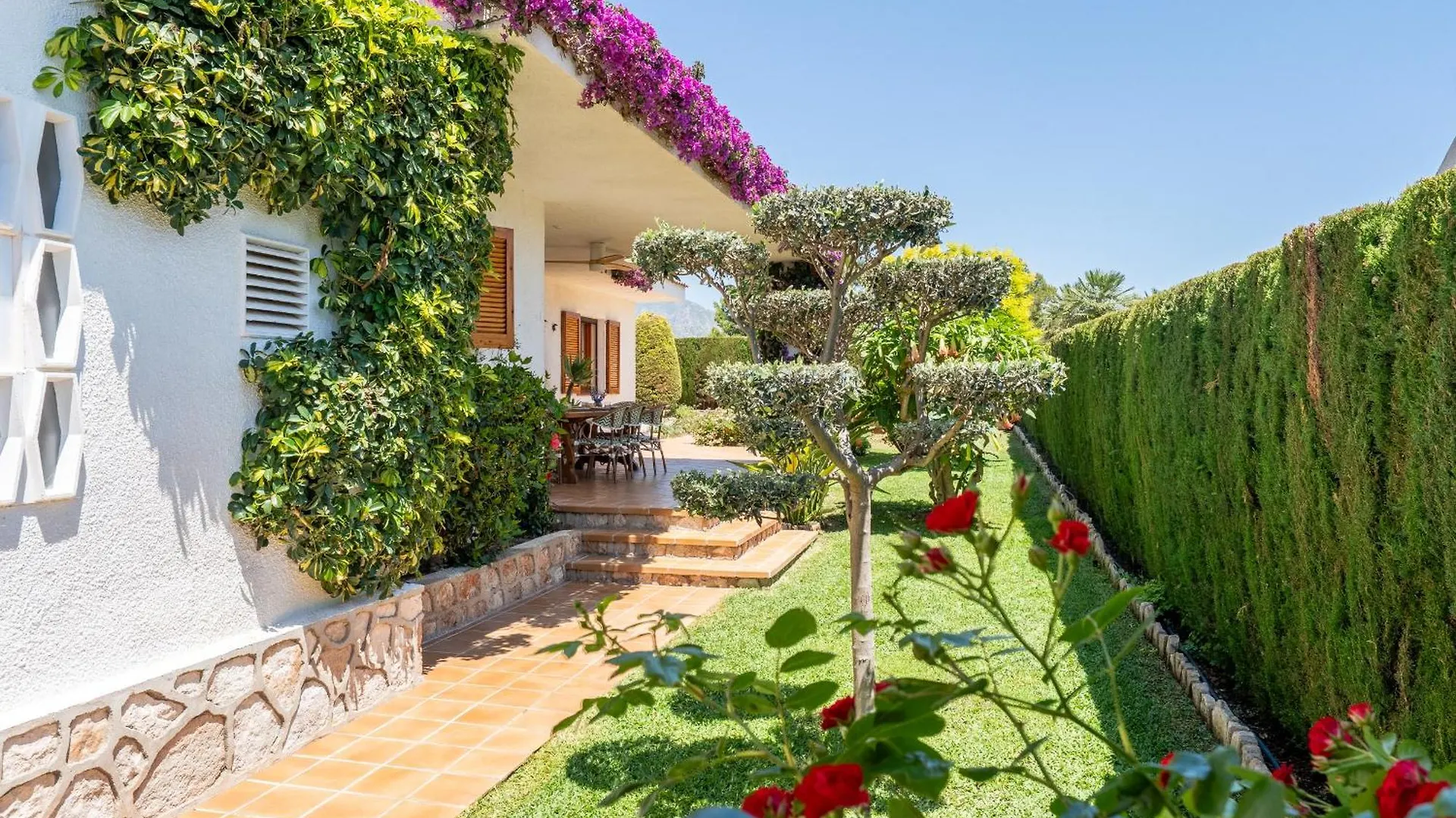 Exclusiva Villa Con Piscina Calafat Spain